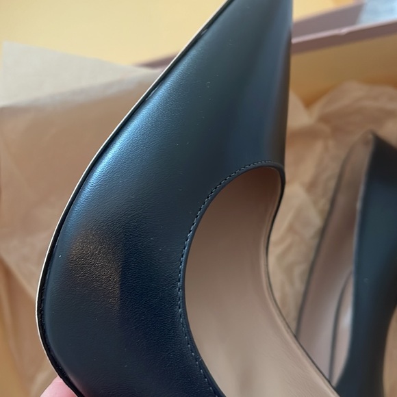 Italian High Heel. Leather - Picture 4 of 5